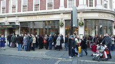 Retailers losing customers due to long queues