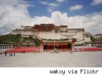 Tibet re-opens to Foreigners