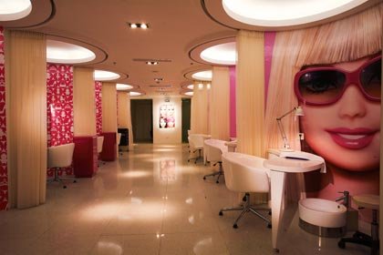 202 Barbie-Nail-Bar